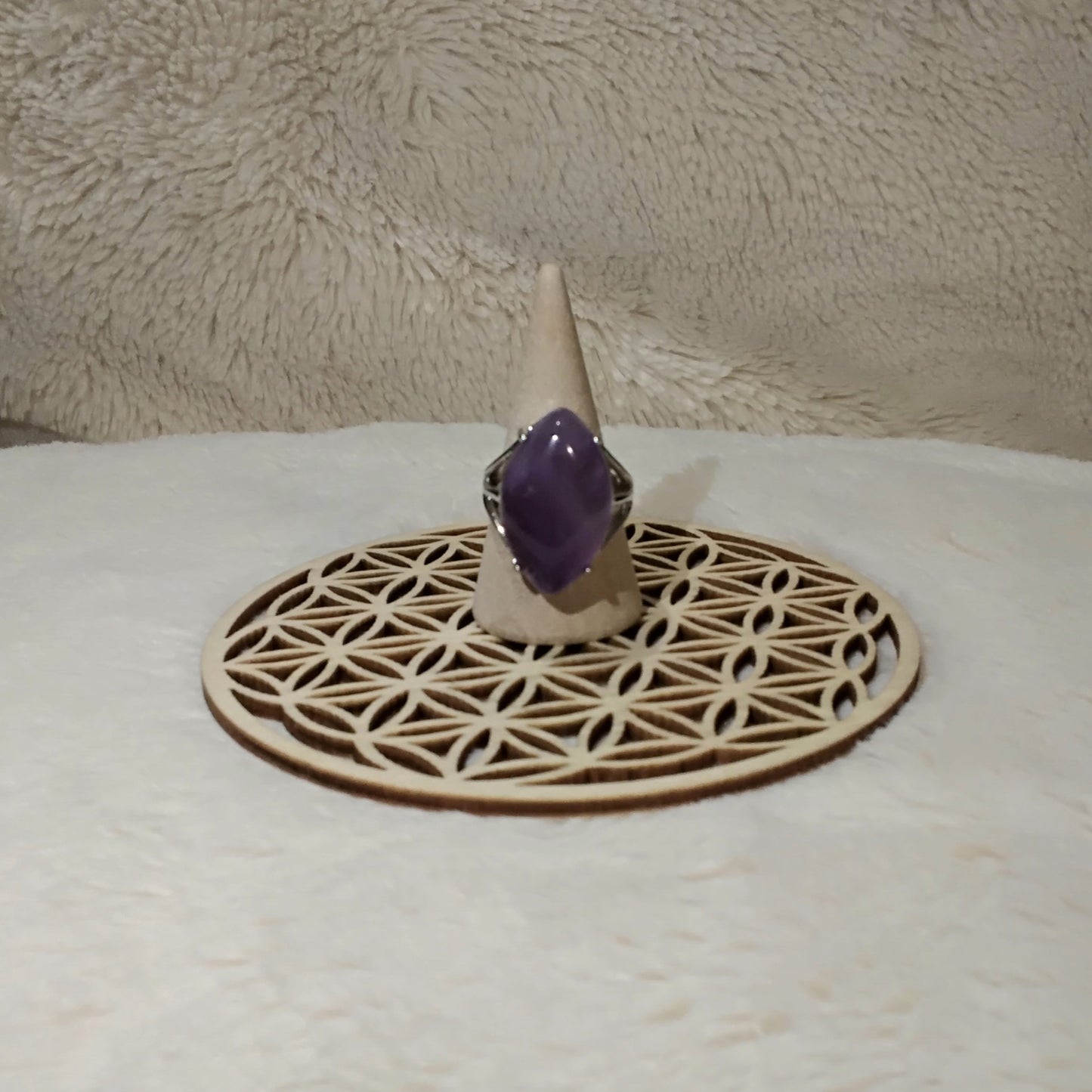 Sérénité violette – Bague en améthyste
