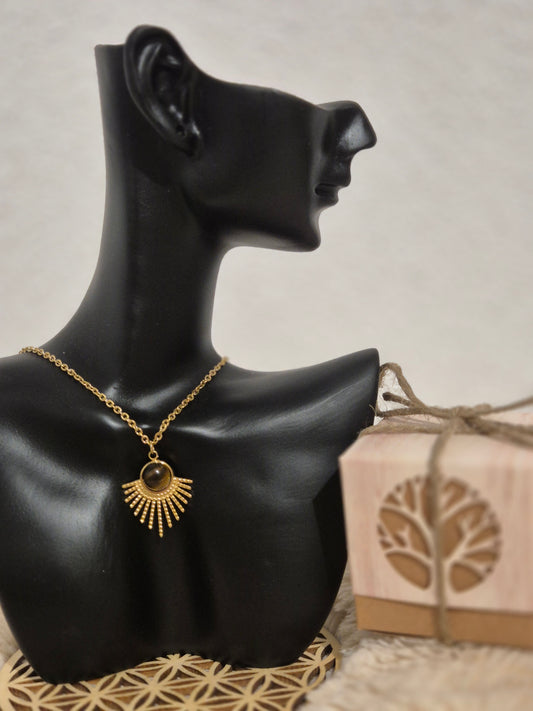Éclat solaire – Collier pendentif  rayon de soleil et pierre naturelle