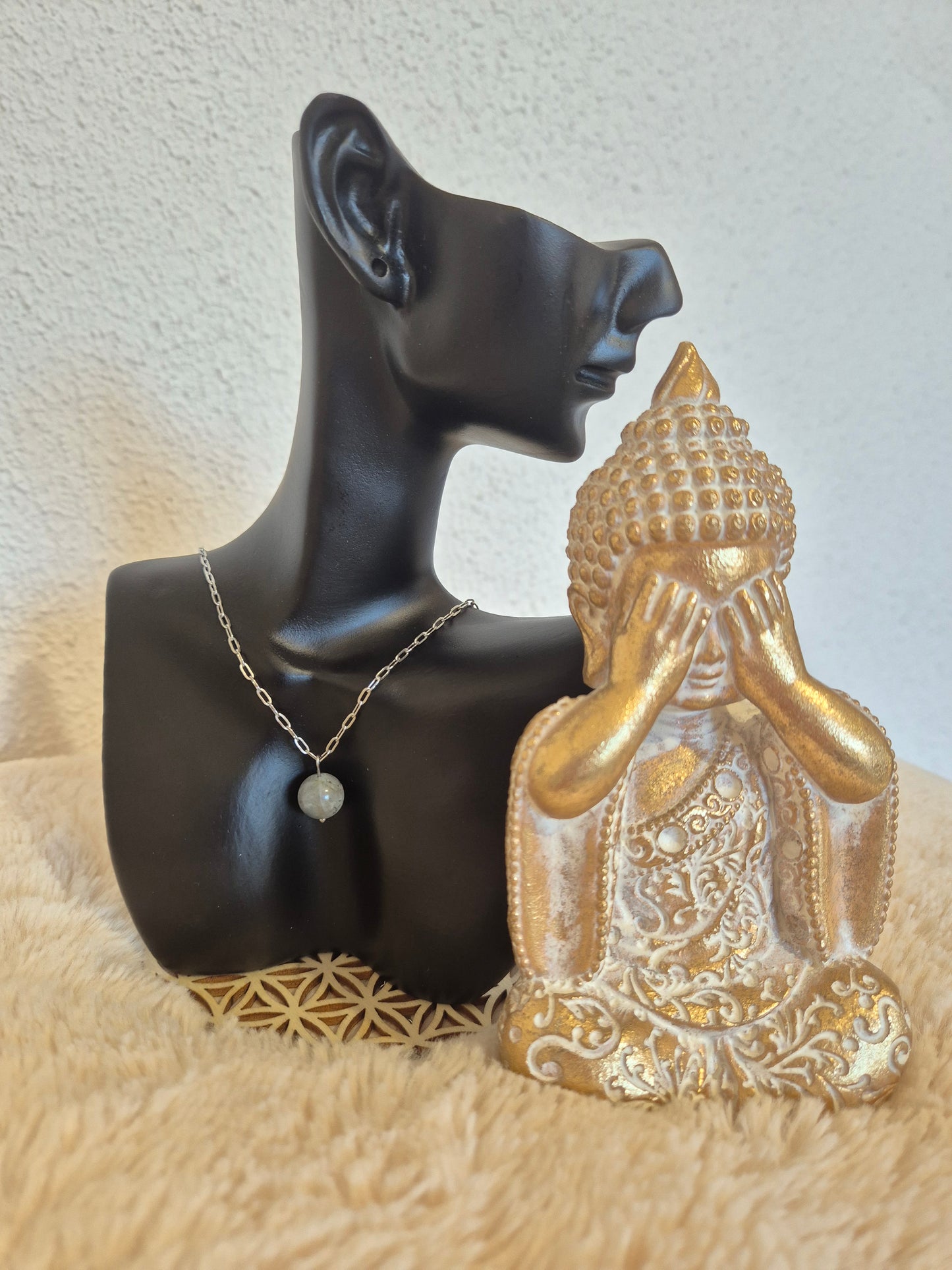 Douceur astrale collier pierre de lune