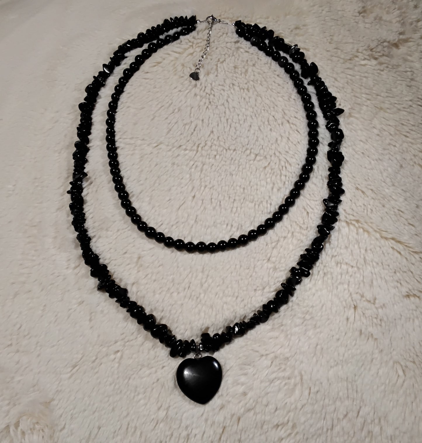 Collier Duo d’Obsidiennes avec Pendentif – Énergie Céleste et Raffinement